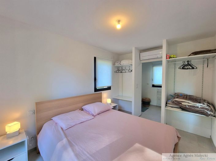 Image No.16-5 Bed House for sale