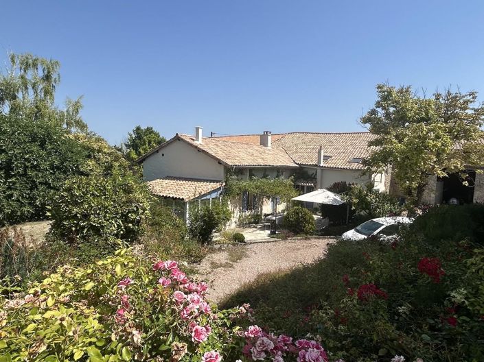 Image No.16-4 Bed House for sale