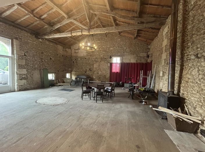 Image No.18-4 Bed House for sale