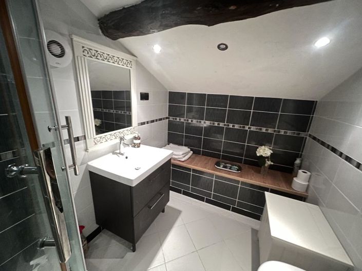 Image No.40-4 Bed House for sale