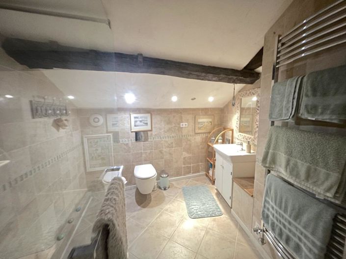 Image No.41-4 Bed House for sale