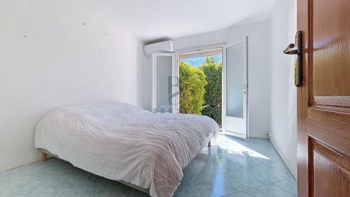 Image No.16-3 Bed House for sale