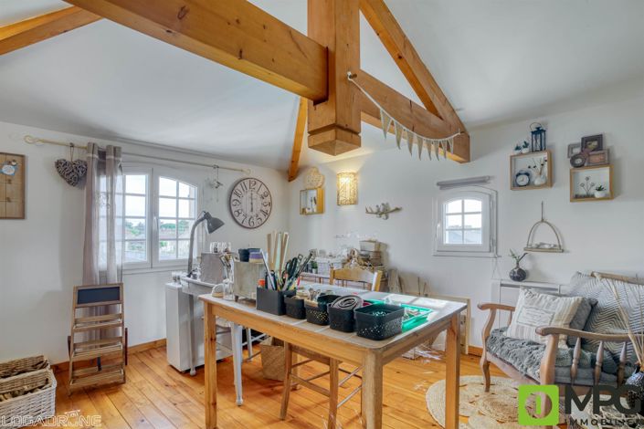 Image No.13-3 Bed House for sale