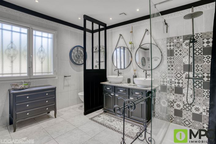 Image No.8-3 Bed House for sale