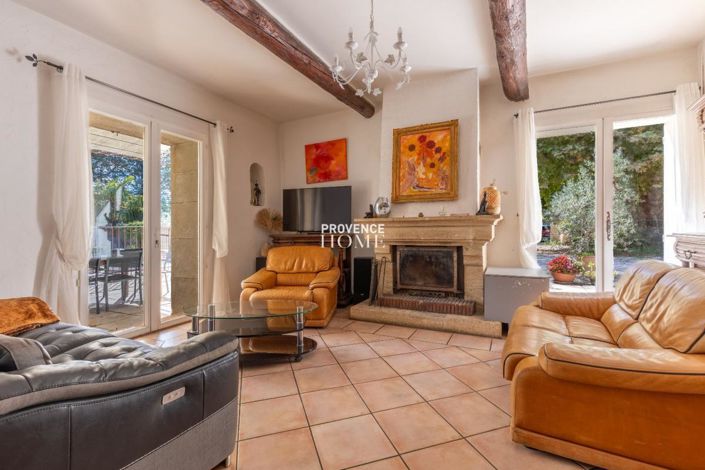 Image No.5-12 Bed House for sale