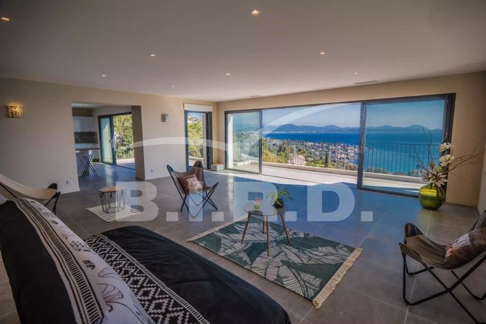 Image No.5-Maison de 5 chambres à vendre à Les Issambres