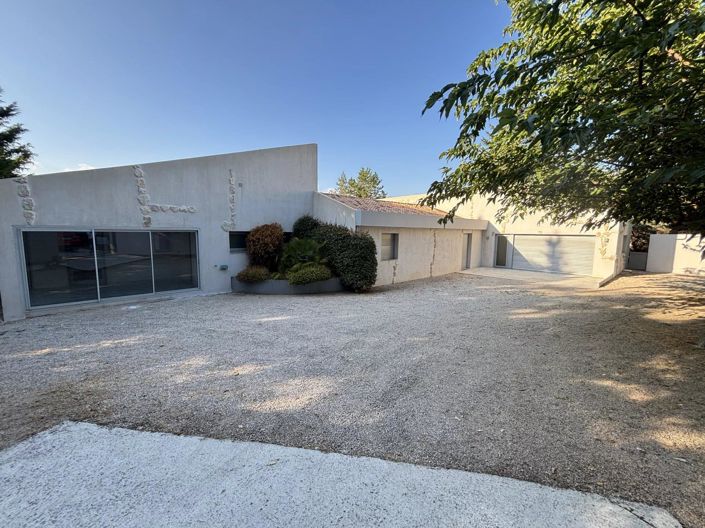 Image No.13-3 Bed House for sale