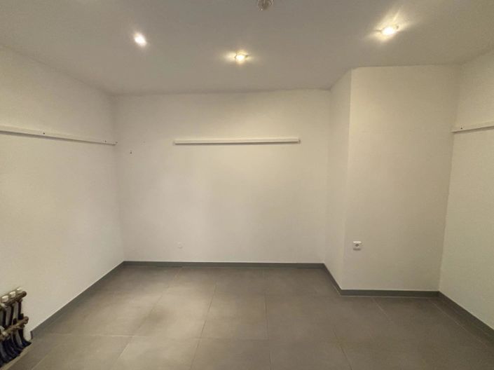 Image No.20-3 Bed House for sale