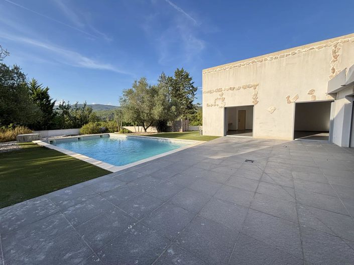 Image No.32-3 Bed House for sale