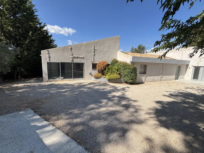 Image No.37-3 Bed House for sale