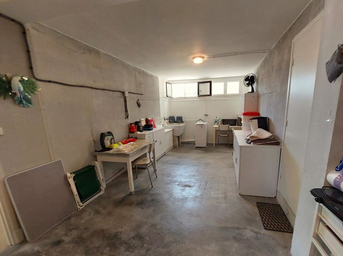 Image No.15-5 Bed House for sale