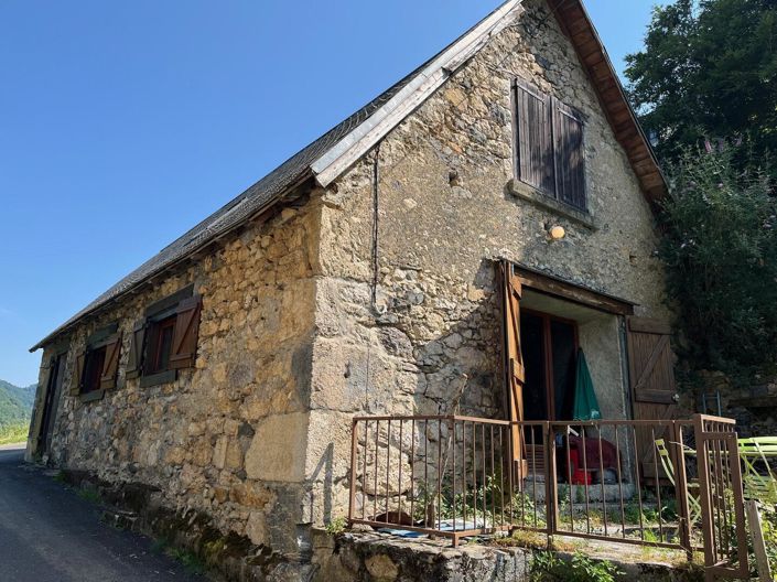 Image No.3-3 Bed House for sale