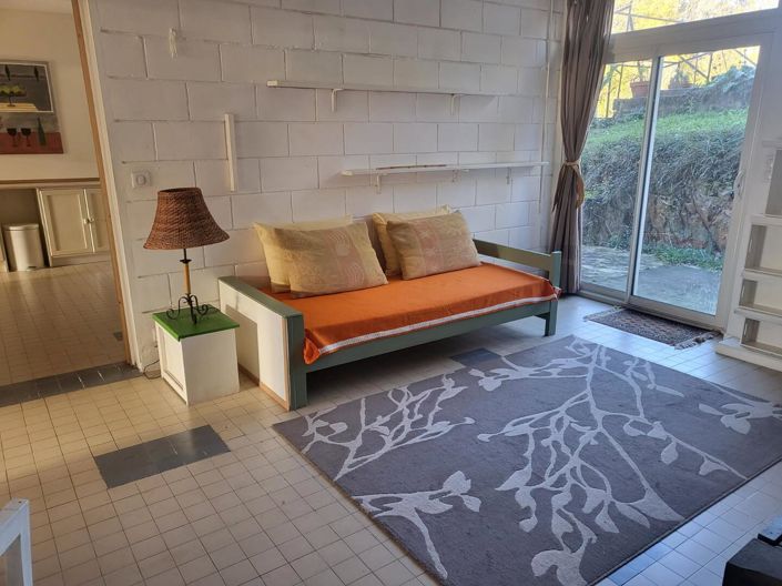 Image No.17-9 Bed House for sale