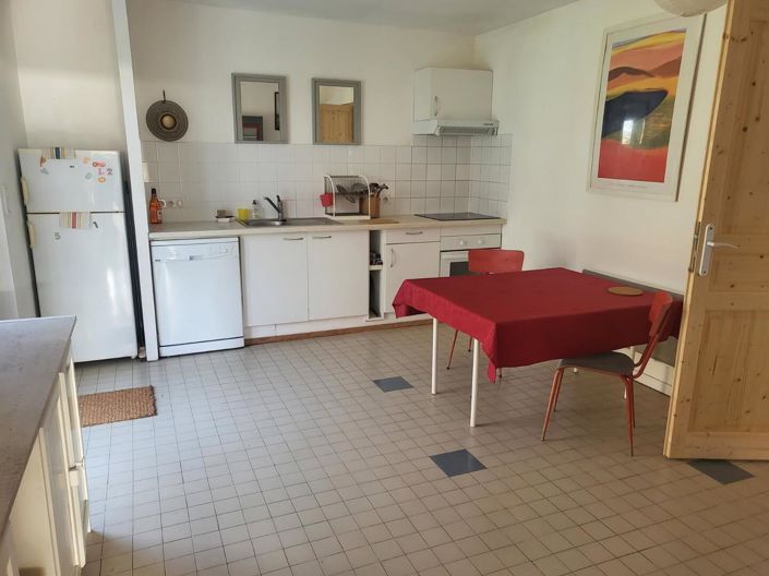 Image No.3-9 Bed House for sale