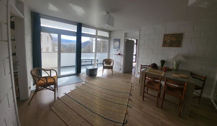 Image No.7-9 Bed House for sale