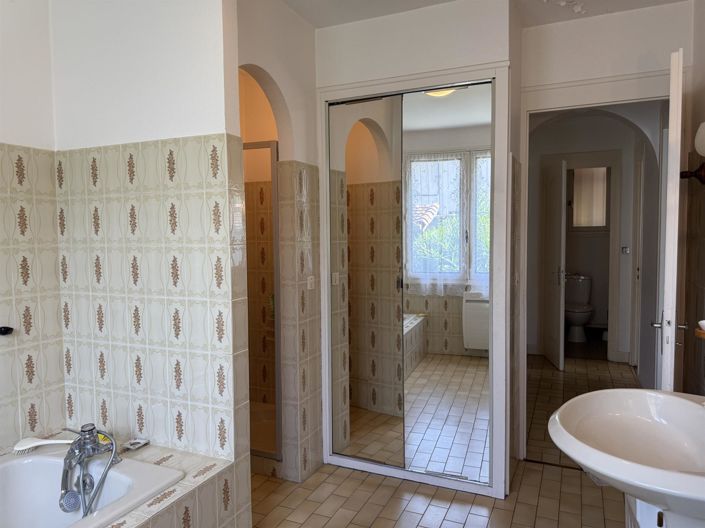 Image No.12-3 Bed House for sale