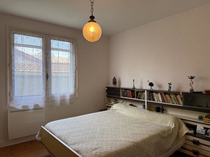 Image No.8-3 Bed House for sale