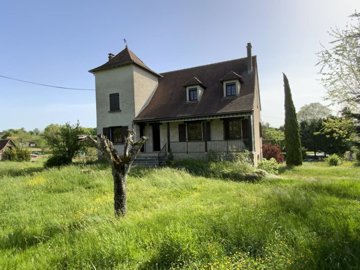 5 Bed House for sale