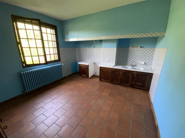 Image No.5-5 Bed House for sale