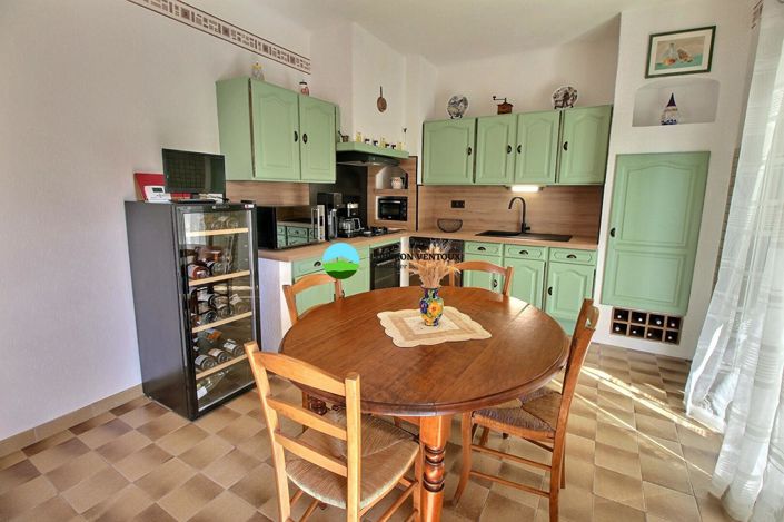 Image No.4-5 Bed House for sale