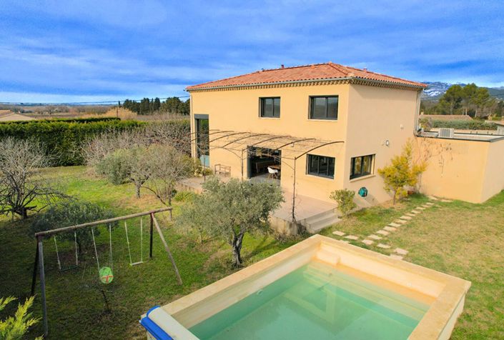 Image No.12-3 Bed House for sale