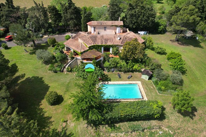 Image No.1-6 Bed House for sale