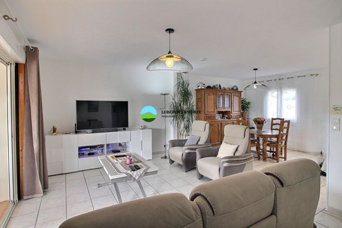 Image No.5-3 Bed House for sale