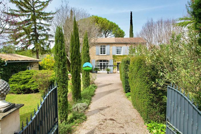 Image No.1-5 Bed House for sale