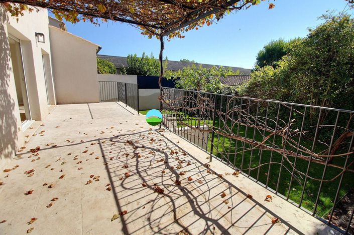 Image No.2-Maison de 3 chambres à vendre à Caromb