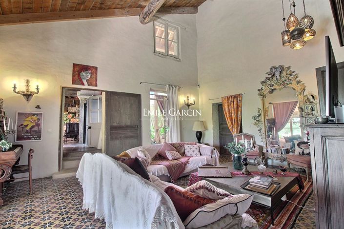 Image No.4-6 Bed House for sale