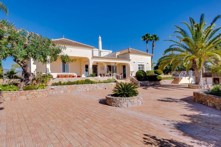 Image No.13-3 Bed House for sale