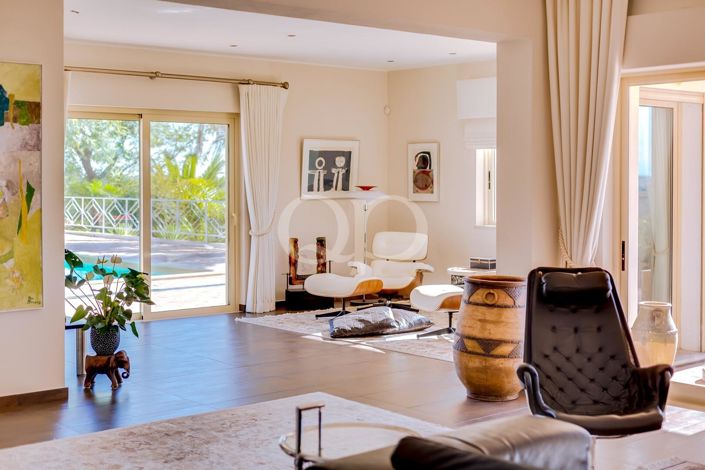 Image No.26-3 Bed House for sale