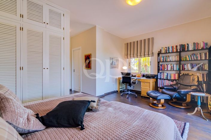 Image No.38-3 Bed House for sale