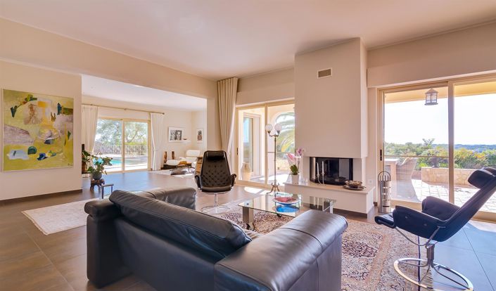 Image No.49-3 Bed House for sale