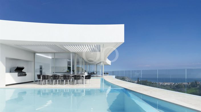 Image No.1-4 Bed House for sale
