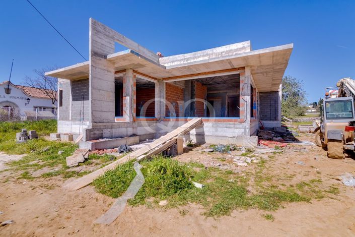 Image No.29-4 Bed House for sale