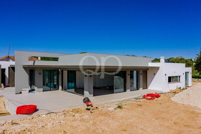 Image No.47-4 Bed House for sale