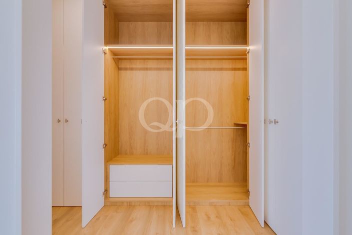 Image No.59-4 Bed House for sale