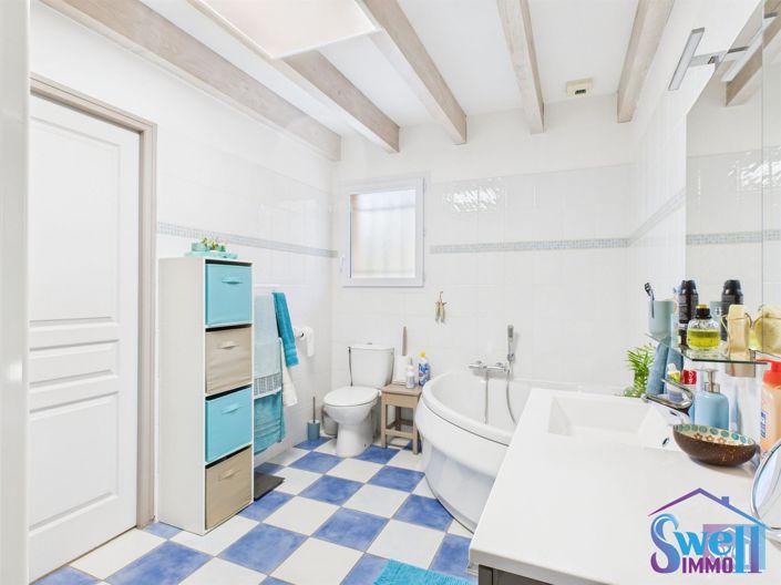 Image No.23-4 Bed House for sale