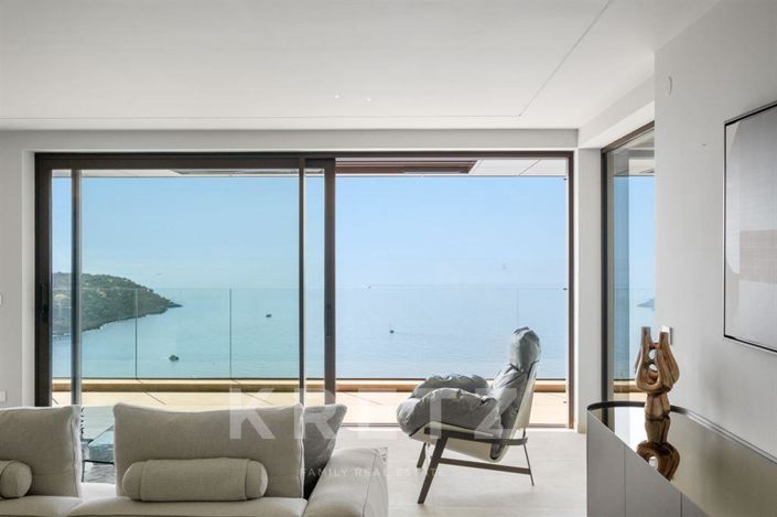 Image No.2-5 Bed House for sale