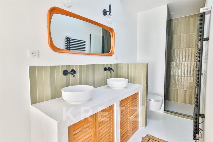 Image No.11-5 Bed House for sale