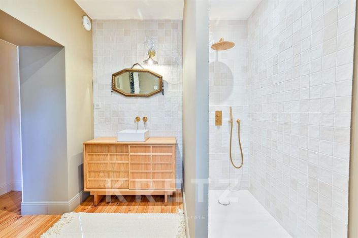 Image No.13-5 Bed House for sale