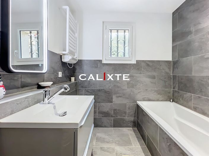 Image No.14-2 Bed House for sale