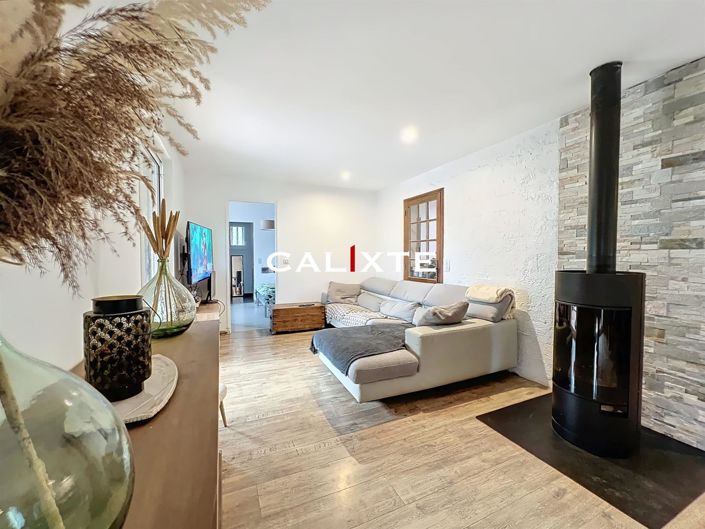 Image No.6-2 Bed House for sale