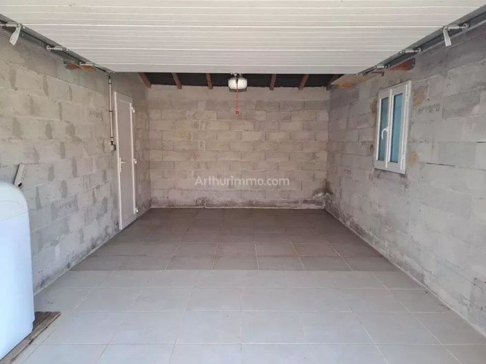 Image No.14-3 Bed House for sale