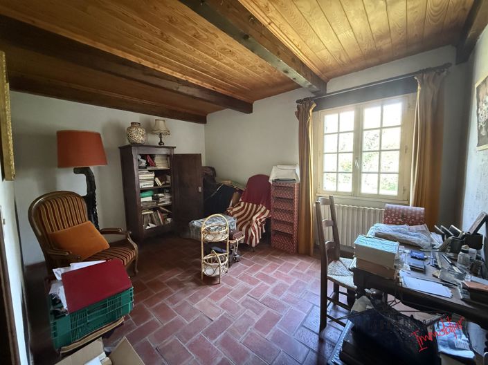 Image No.18-2 Bed House for sale