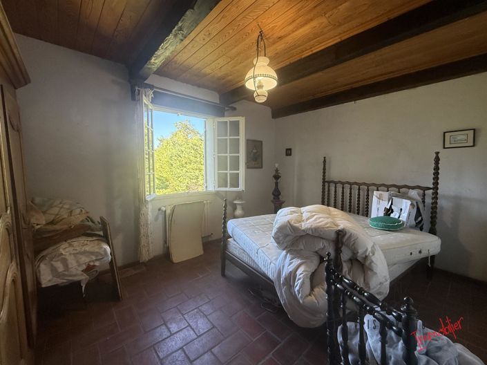 Image No.19-2 Bed House for sale