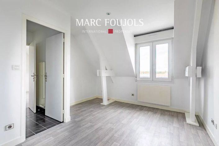 Image No.10-3 Bed Apartment for sale