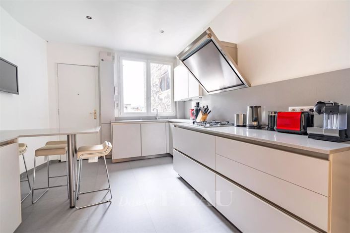 Image No.10-4 Bed Apartment for sale