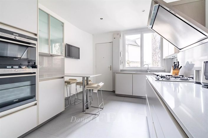 Image No.11-4 Bed Apartment for sale